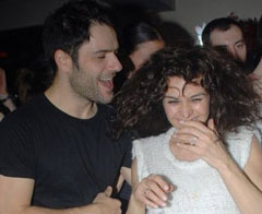 Genç sevgilisiyle yeniden birlikte