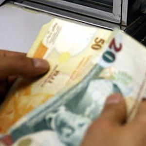 Bu işi yapanlar paraya para demiyor