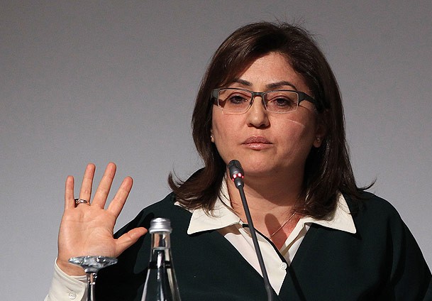 ''Eşimden şiddet görüyorum'' tweeti kurtardı