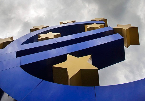 Avro Bölgesi'ne yeni patron