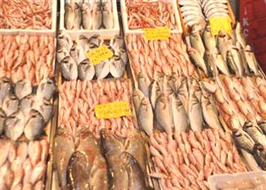 Balıklara zehir karıştı