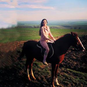 Dublör istemeyen Kara attan düştü