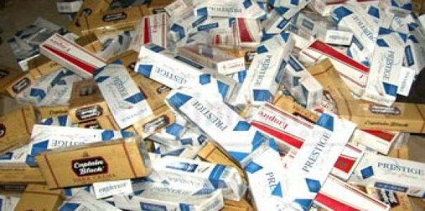 Yolcu 870 paket sigarayla yakalandı