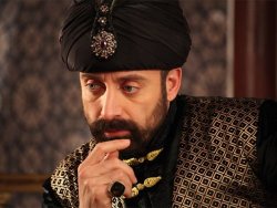 Halit Ergenç Yunanistan'da arazi satın aldı