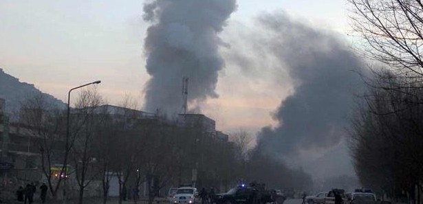 Polis merkezi önünde intihar saldırısı