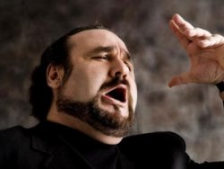 Hakan Aysev canlı yayında boşanacağını açıkladı