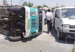 Kırmızı ışık ihlali kazaya yol açtı