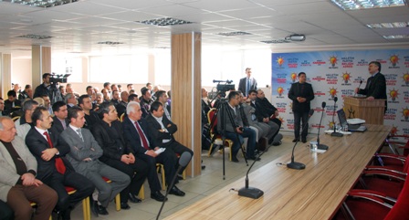 İdealler için hizmet hedefi olmalıdır