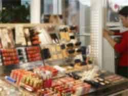 Kozmetik ürünler ergenliği etkiliyor