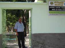 Mezarlıktaki bekçi kulübesi soyuldu