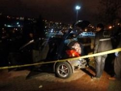 Kar maskeli hırsızlar polisten kaçmayı başardı