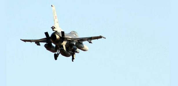 Savaş uçakları sınırda