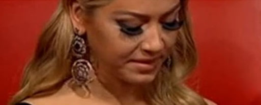 Hadise'nin kirpikleri alay konusu oldu