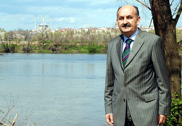 Bakan olduğunu Edirne'de öğrendi