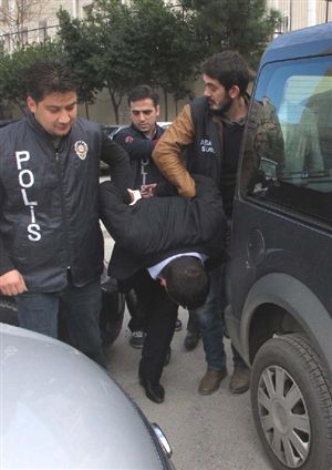 Sahte Sgk Müfettişleri yakalandı