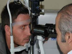 Gözündeki dikenle 20 yıl yaşadı