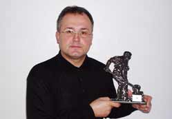 Bayram Aybastı’ya plaket