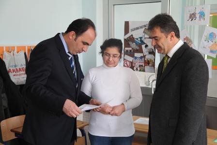 Başkan Altay, öğrencilerin karne sevincine ortak oldu