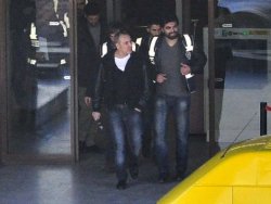 Gözaltında değilim diyen Cenk Eren serbest bırakıldı