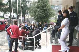 'Benim İçin Üzülme' Dizisi'nin çekimleri Özel Karadeniz Hastanesi'nde sürüyor