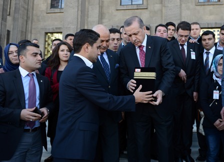 Erdoğan, Karataylı gençleri ağırladı