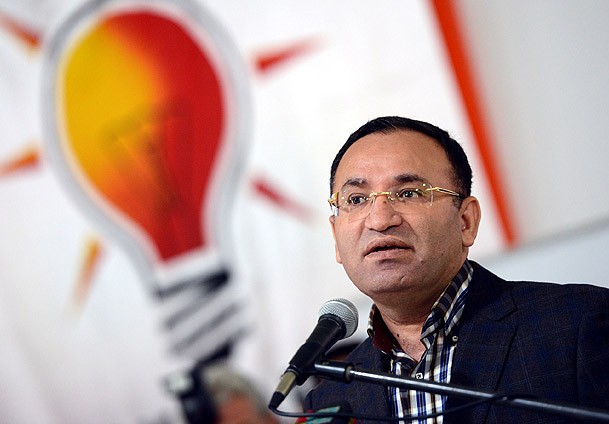 Hazine'ye uzanan elleri kırdık
