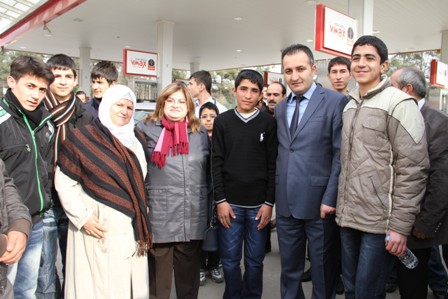 “Yüz Güler Yüz” projesi ile gençler gezmeye başladı