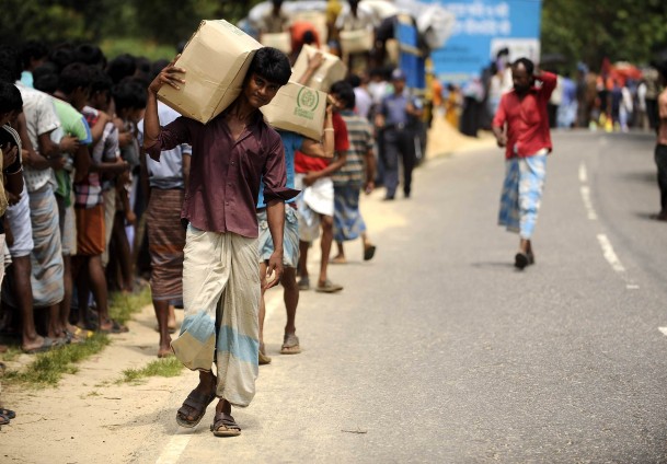 Myanmar'da 25 yıllık yasak kalktı