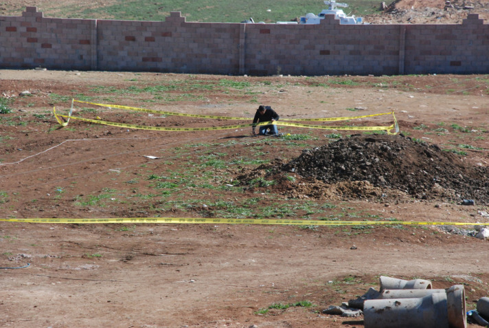 Ceylanpınar'da evin bahçesine 4 roket mermisi düştü