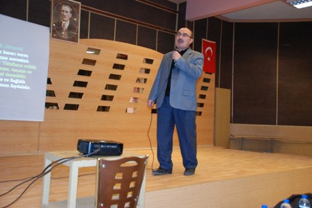 Sarayönü'nde aile konferansları devam ediyor