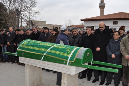 Tevfik Karaman babasını kaybetti