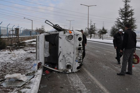 Seydişehir'de trafik kazası: 3 yaralı