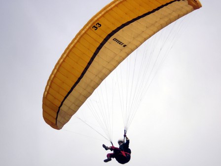 Nasreddin Hoca gökyüzüne dostluk mayası çalıyor