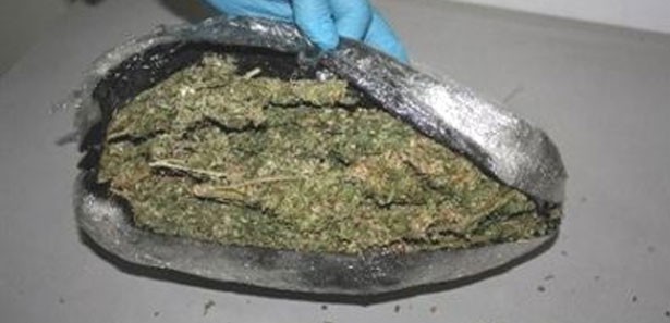 Kulu'da 4 kilogram kubar esrar ele geçirildi
