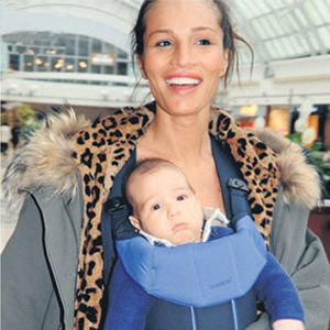 Oğluyla ilk kez görüntülendi