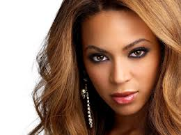 Beyonce'dan "playback" itirafı