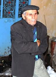 Canlı bombanın babası: Oğlum bizi ateşe attı