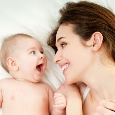 Çocuklarla göz teması kurun