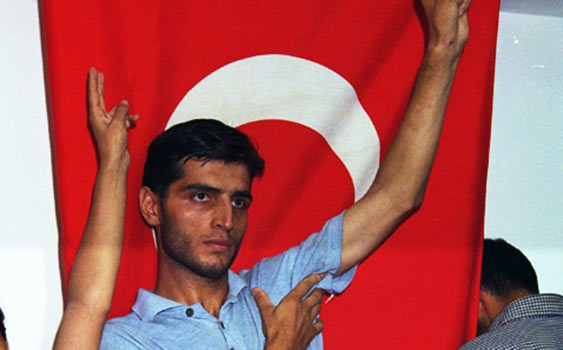 Canlı bomba Ecevit'in beyni küçülüyordu