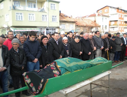 Peker'in acı günü