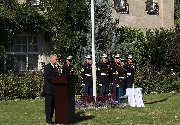 Mustafa Akarsu için saygı duruşu