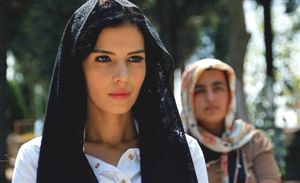 Dila Hanım dizisinde şok ayrılık!