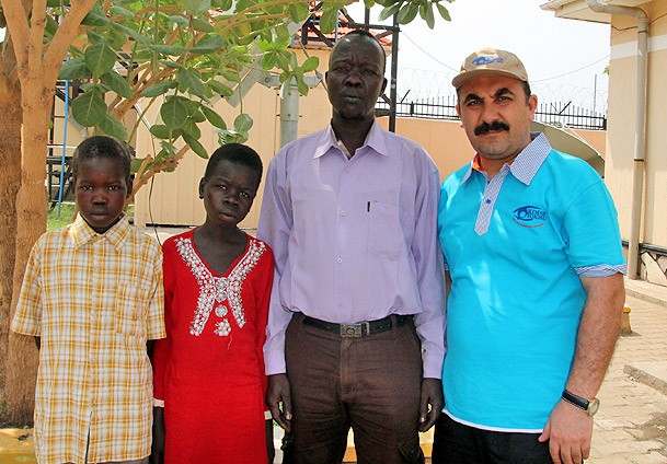 Güney Sudanlı çocuklar derin uykuda