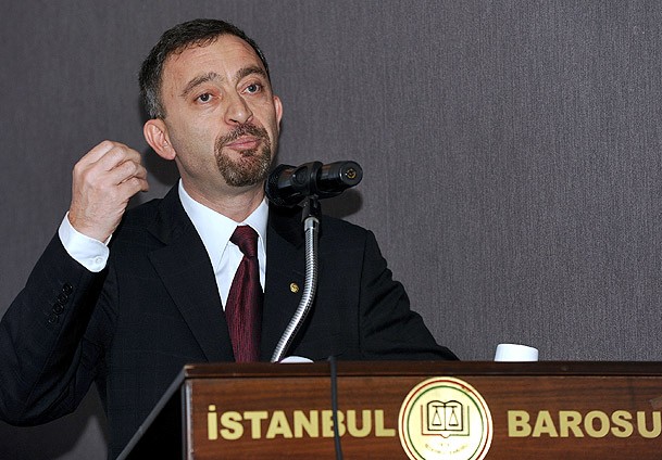 ''İstanbul Barosu yönetimi düştü'' iddiası