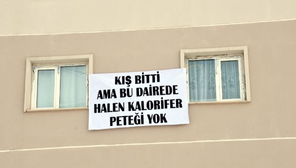 Pankartlı kalorifer isyanı