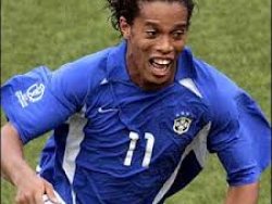 Ronaldinho transferi şaka çıktı