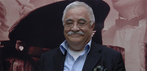 Levent Kırca'dan haddi aşan 'başörtü' hakareti