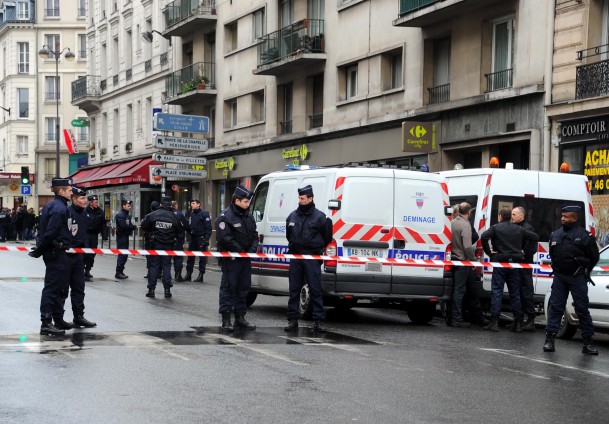 Paris'teki cinayetlere soruşturma