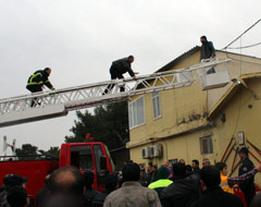 Vali, gencin intihar etmesini engelledi