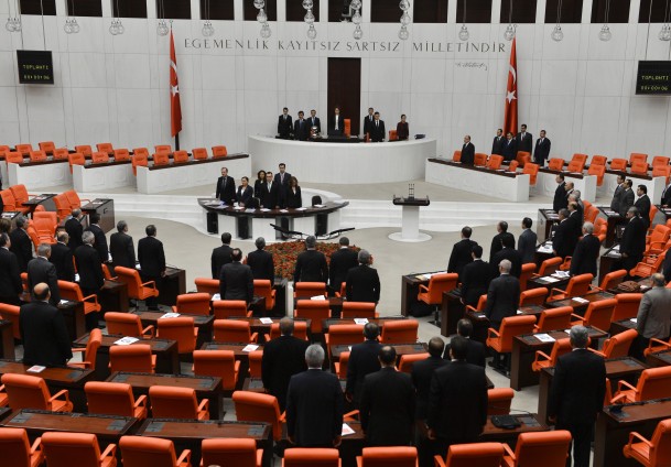 Vekillere özel bütçe yok